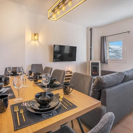 Апартаменты Majestic *